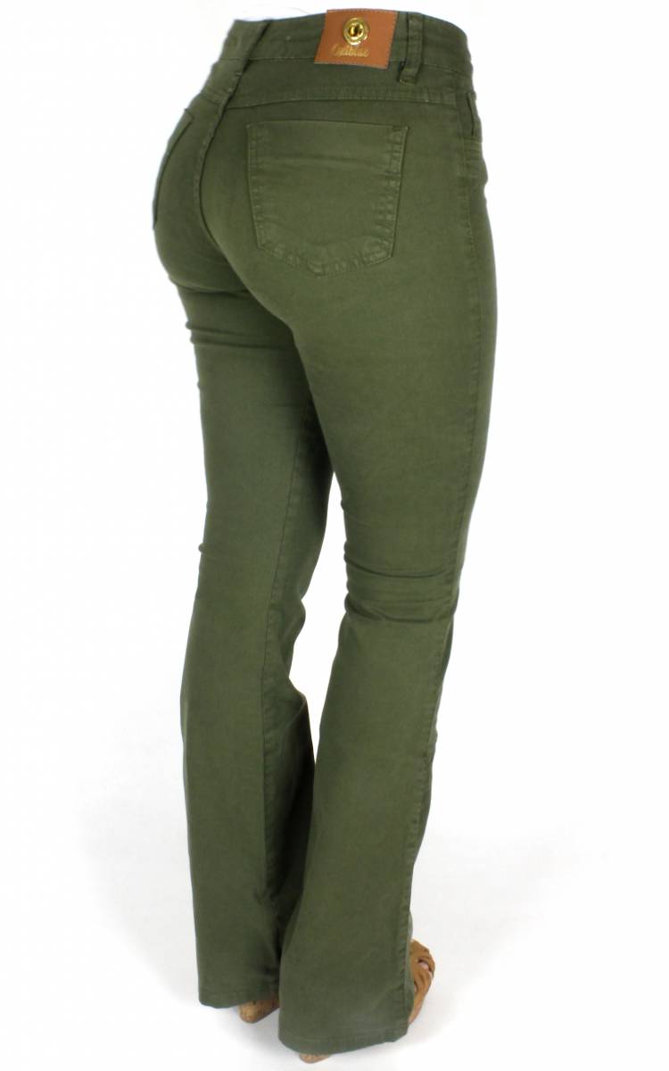 calça de sarja verde