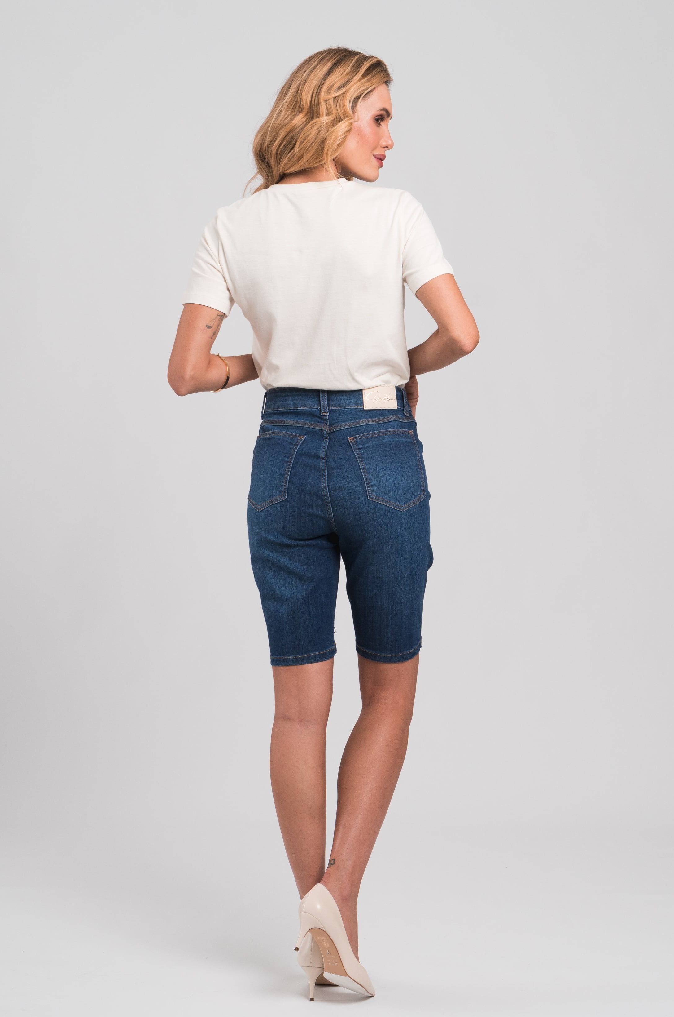 Bermuda Jeans Feminina Azul Médio F2023131
