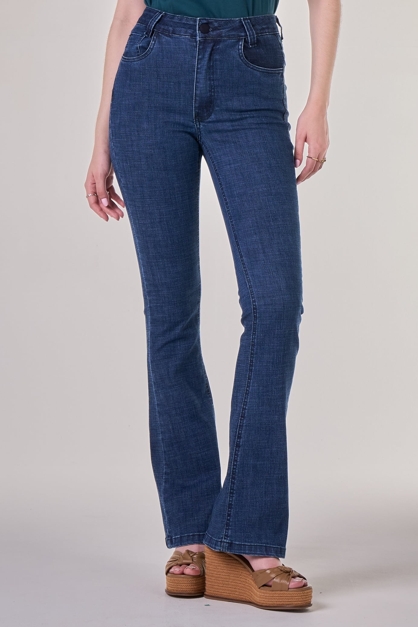 Calça Flare Jeans Azul Escuro F24040