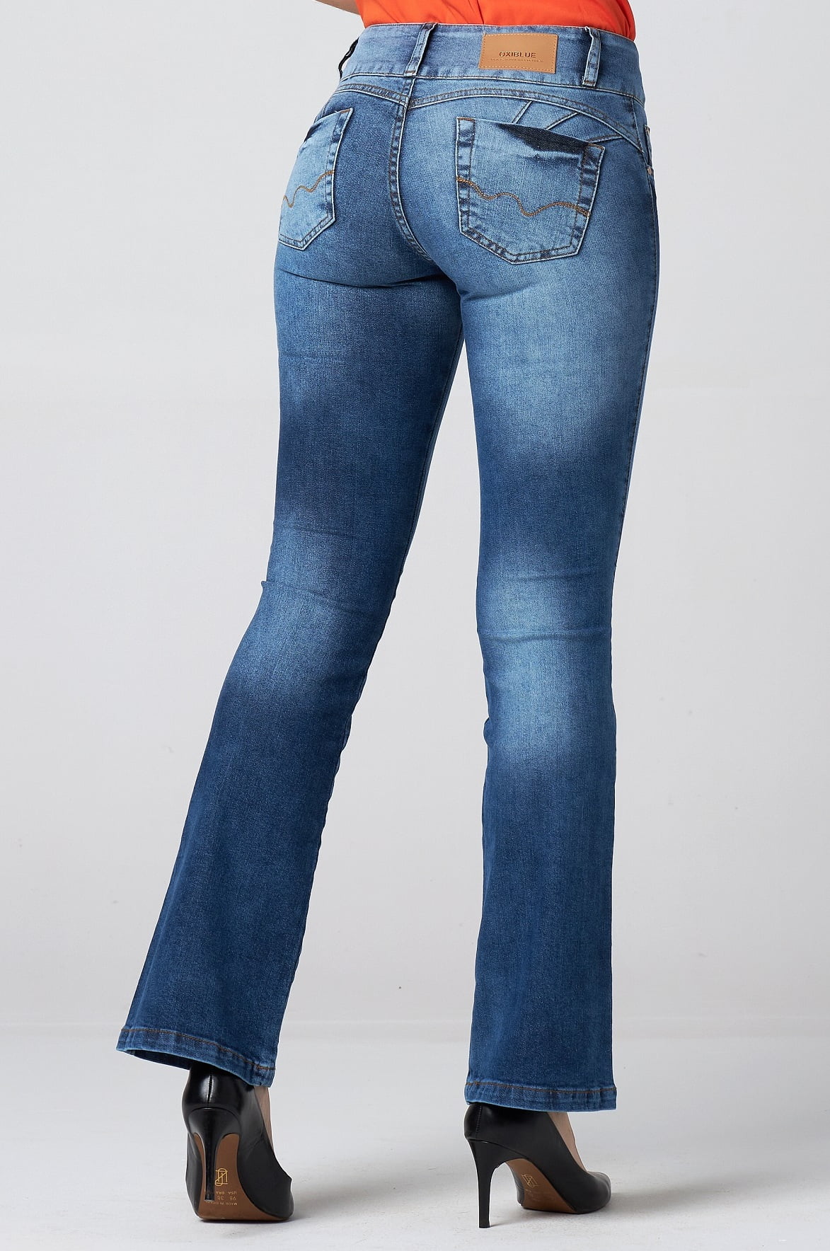 Calça jeans flare boot cut cintura alta azul levanta bumbum - HR