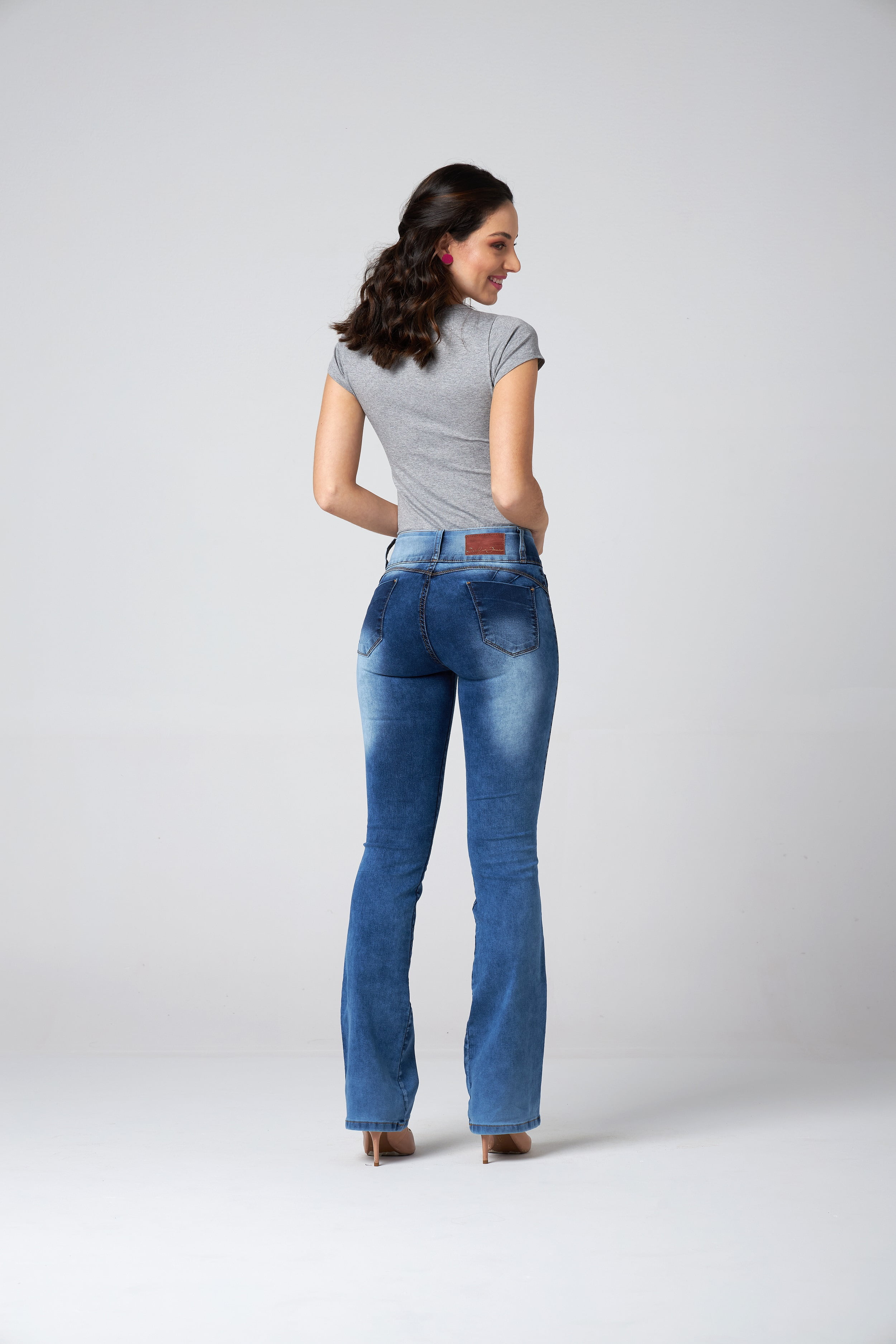 Calça jeans flare boot cut cintura alta azul levanta bumbum - HR