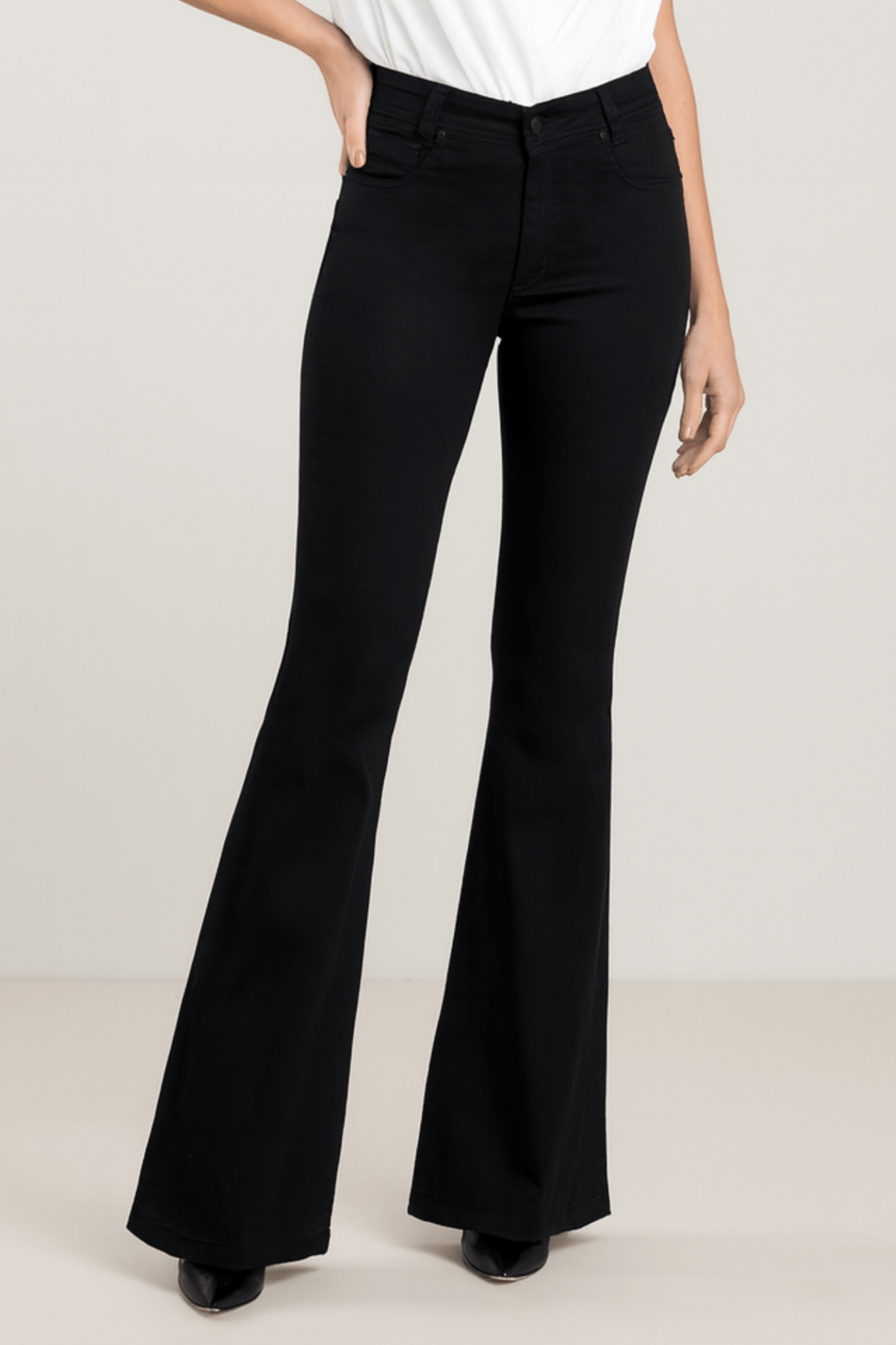 Calça Flare Preta