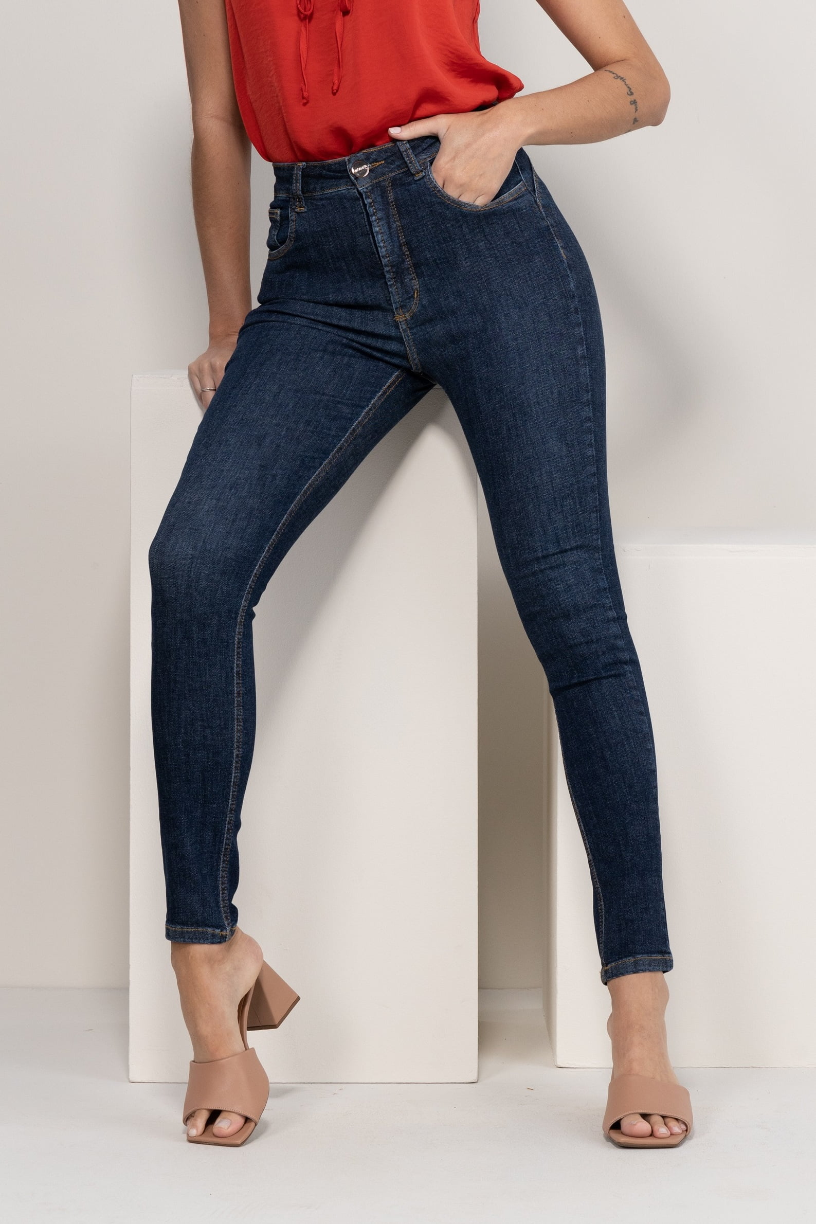 Calça Jeans Feminina Skinny Escura F2023011 - Oxiblue Jeans