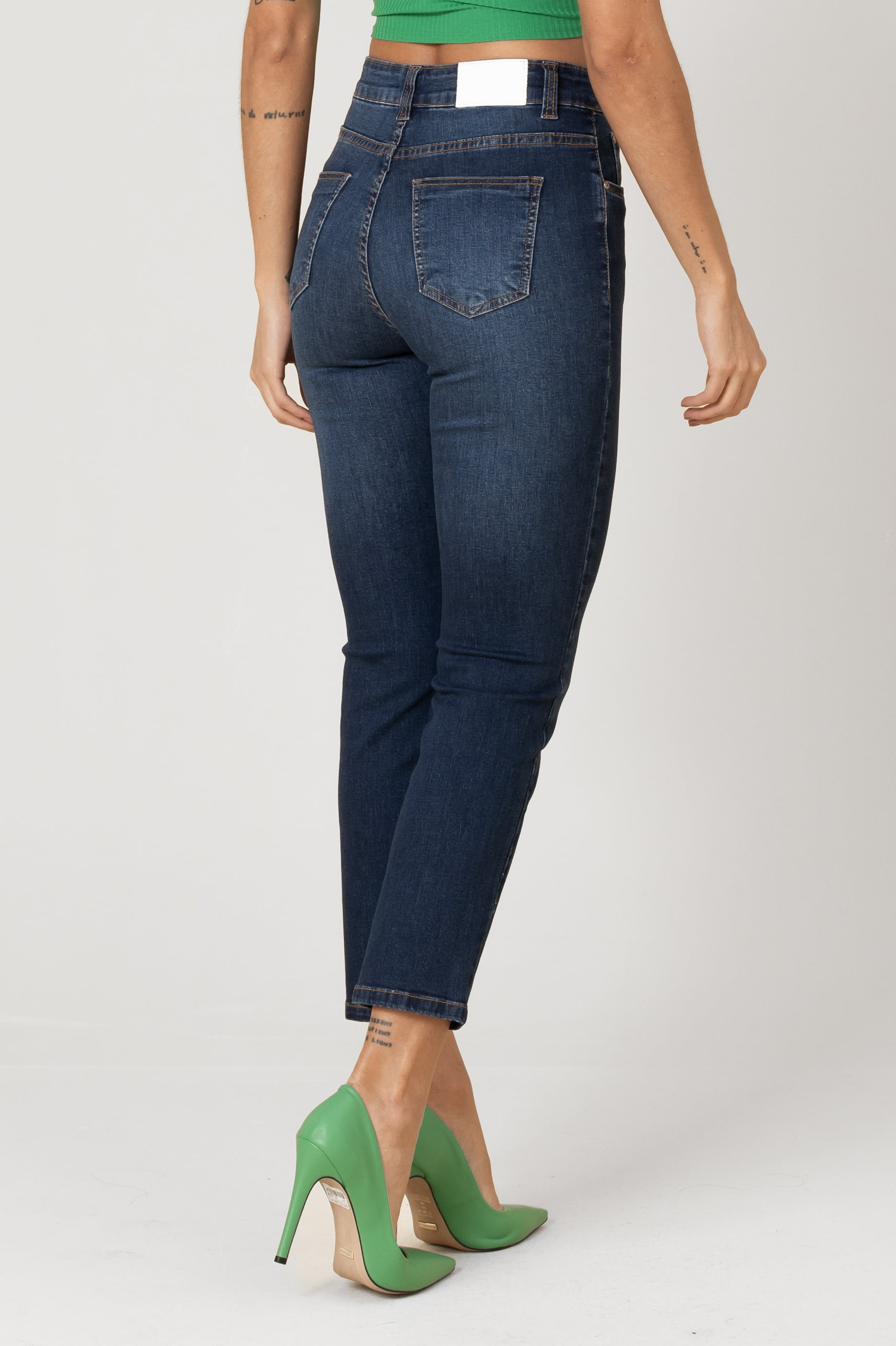 Calça Jeans Mom Feminina F2023068 - Oxiblue Jeans