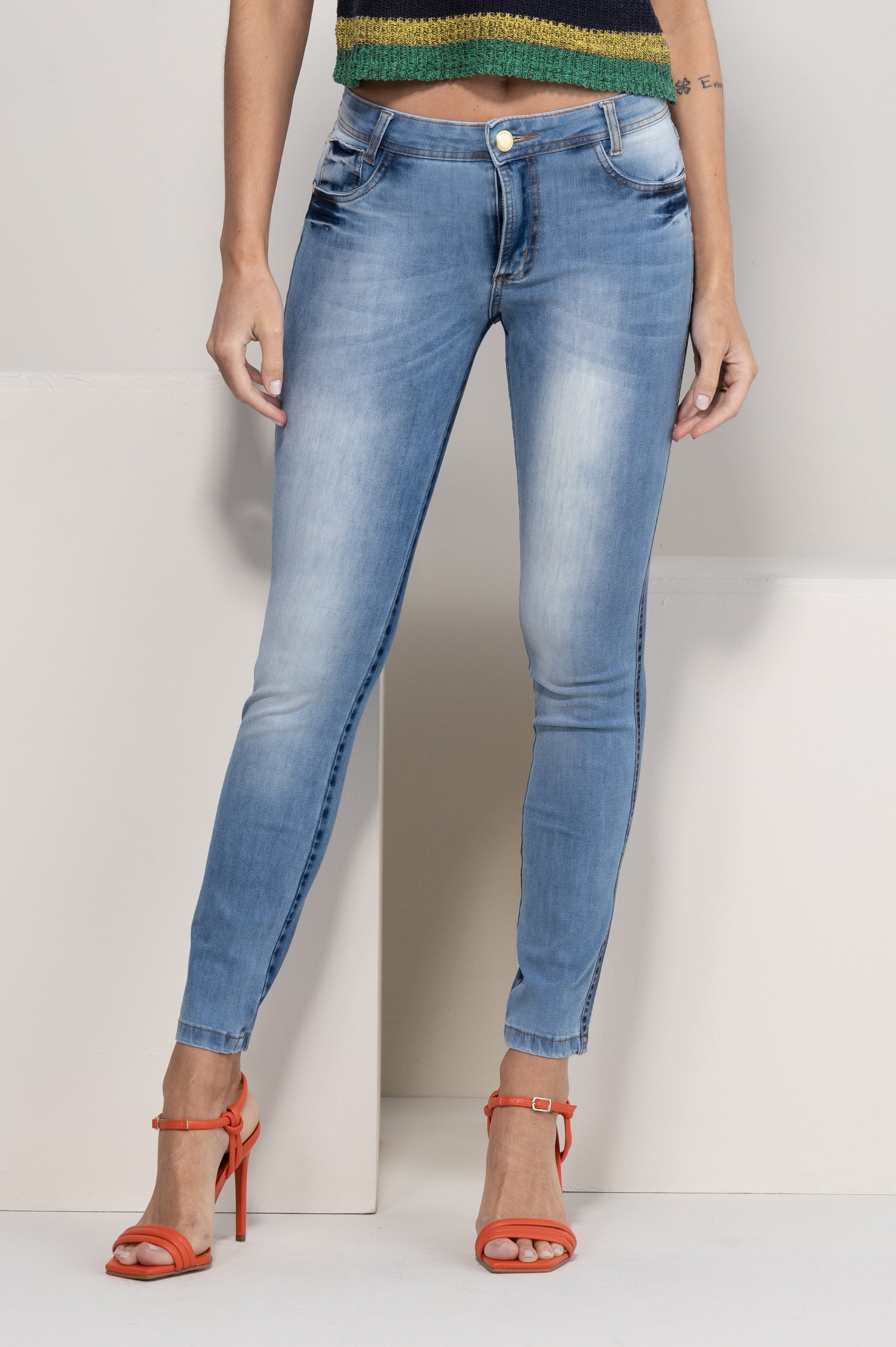 Calça Jeans Skinny Cintura Baixa F2022032