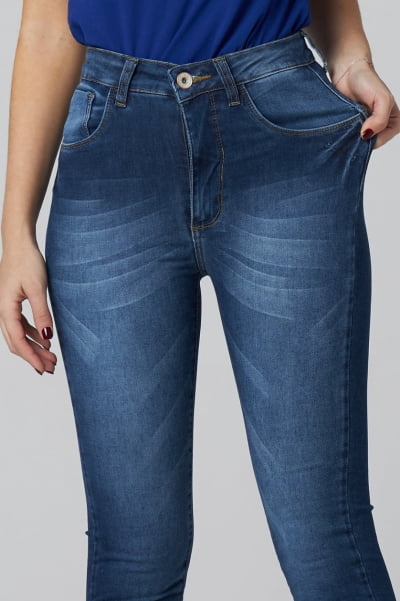 Calça Jeans Skinny Levanta Bumbum  F2022171
