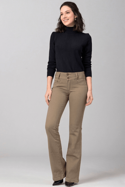 Calça Flare de Sarja Caqui com Cós Largo