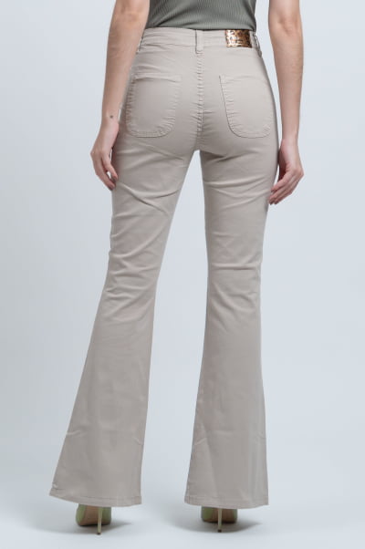 Calça Flare Caqui Sarja com Bolsos Frontais F2942AR