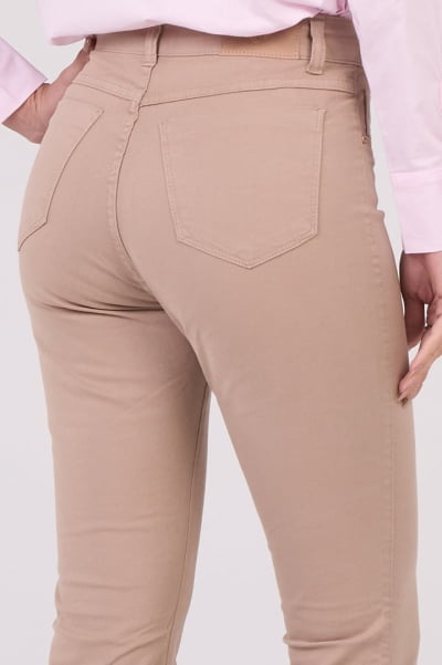 Calça Flare de Sarja Areia F2507AR