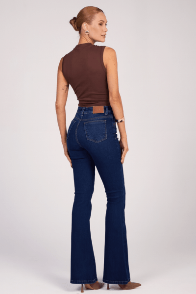 Calça Flare Jeans Azul Médio F25028 Calça Flare Jeans Azul Médio F25028