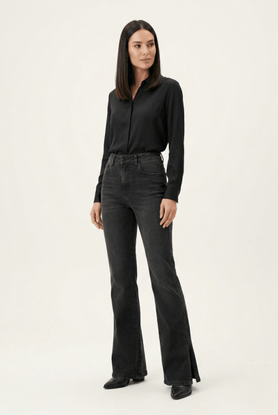 Calça Flare Jeans Black Estonada com Abertura Lateral F26202