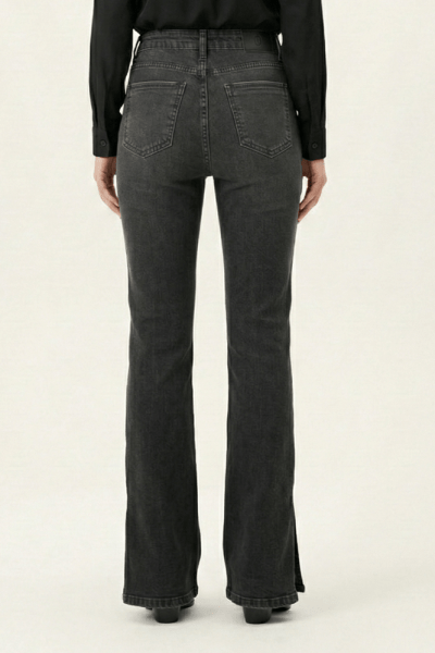Calça Flare Jeans Black Estonada com Abertura Lateral F26202