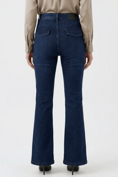 Calça Flare Jeans Azul Escuro com Bolsos Faca F26209