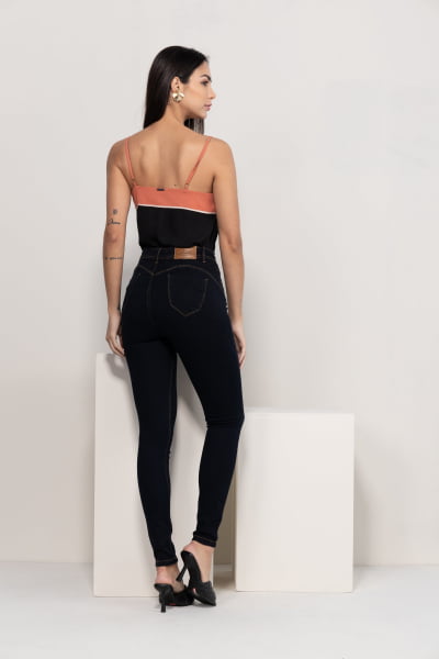 Calça Jeans Feminina Skinny Escura F2022132