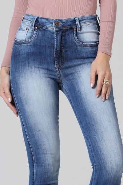 Calça Jeans Feminina Skinny Levanta Bumbum F2022071