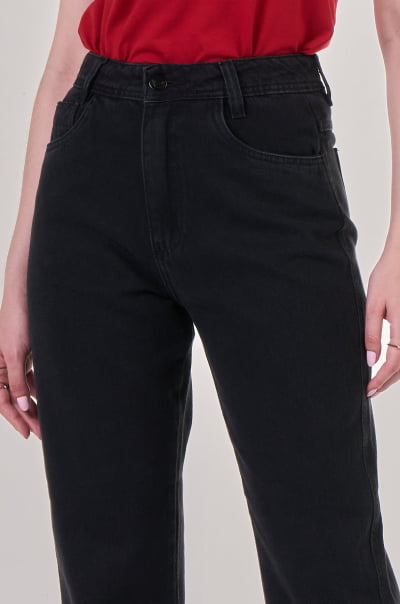 Calça Jeans Mom Black Estonado F24069