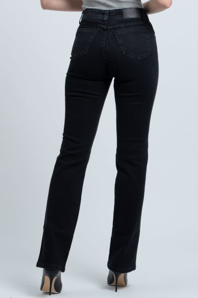 Calça Jeans Reta Black Estonada F24026