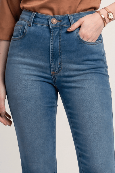 Calça Jeans Reta Feminina F24029 Calça Jeans Reta Feminina F24029