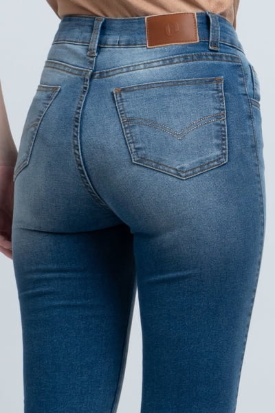 Calça Jeans Reta Feminina F24031