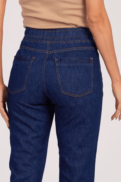 Calça Mom Preta Com Elástico F24071