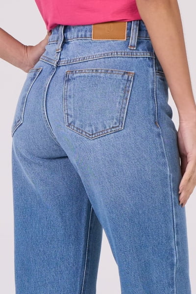 Calça Mom Jeans Azul Claro F24095