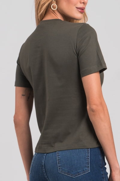 Camiseta Feminina Slim Verde Militar CA24001