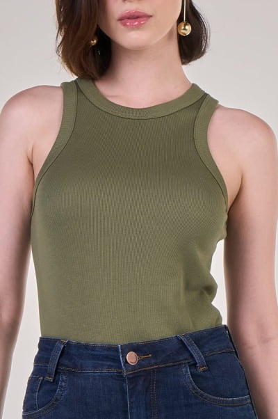 Kit 3 regatas caneladas: Verde Militar, Branca e Marrom
