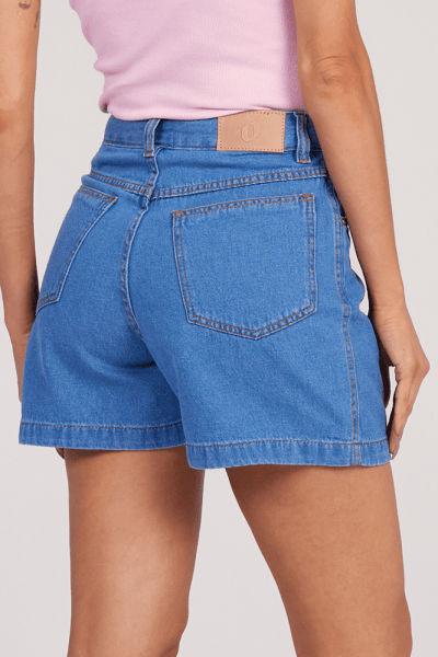 Short Jeans Mom Azul Médio F25023